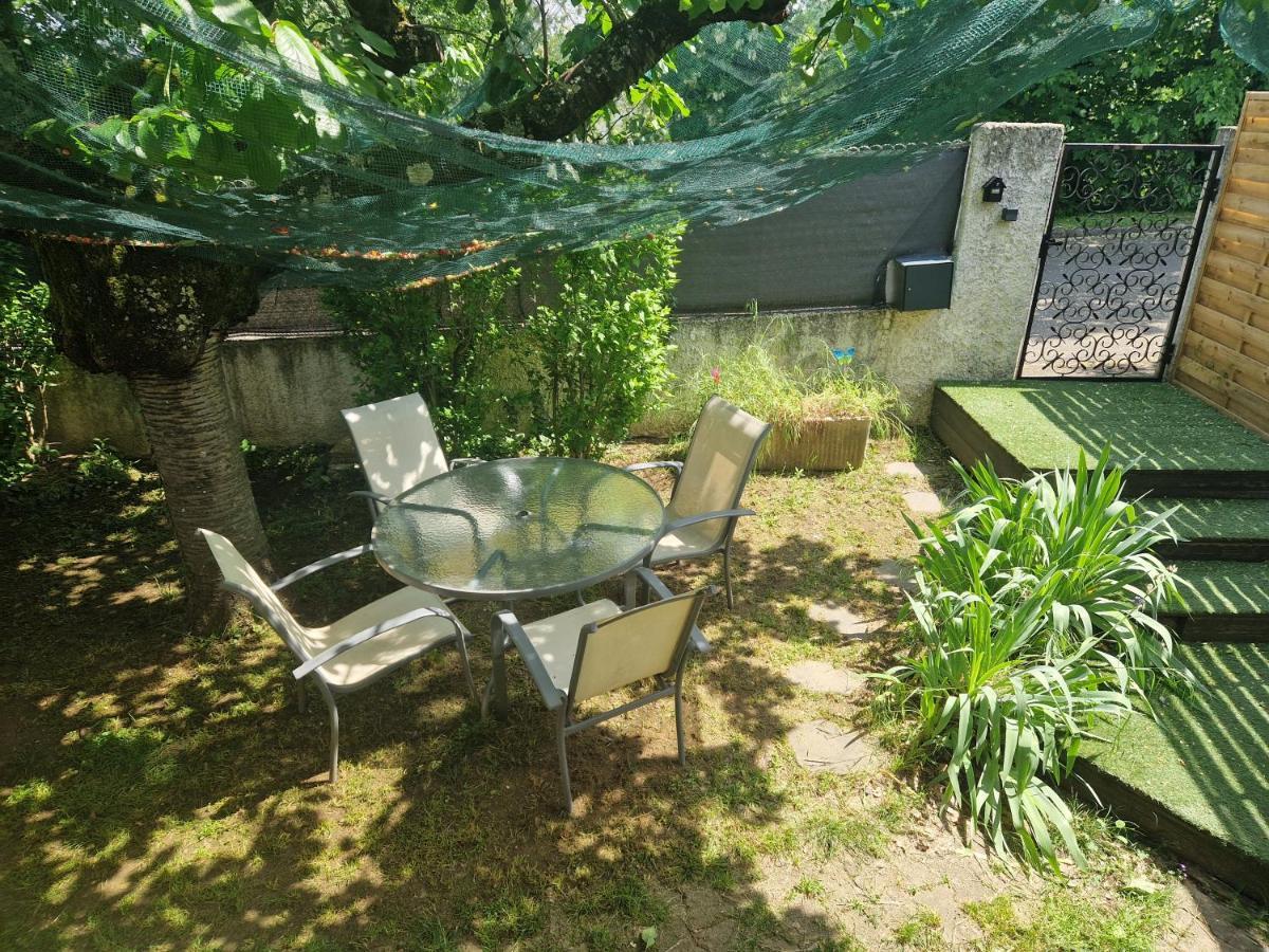 Appartement Independant Dans Maison Avec Jardinet, Au Calme Serezin-du-Rhone Екстер'єр фото