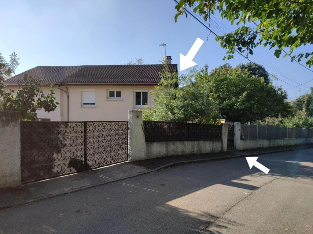 Appartement Independant Dans Maison Avec Jardinet, Au Calme Serezin-du-Rhone Екстер'єр фото